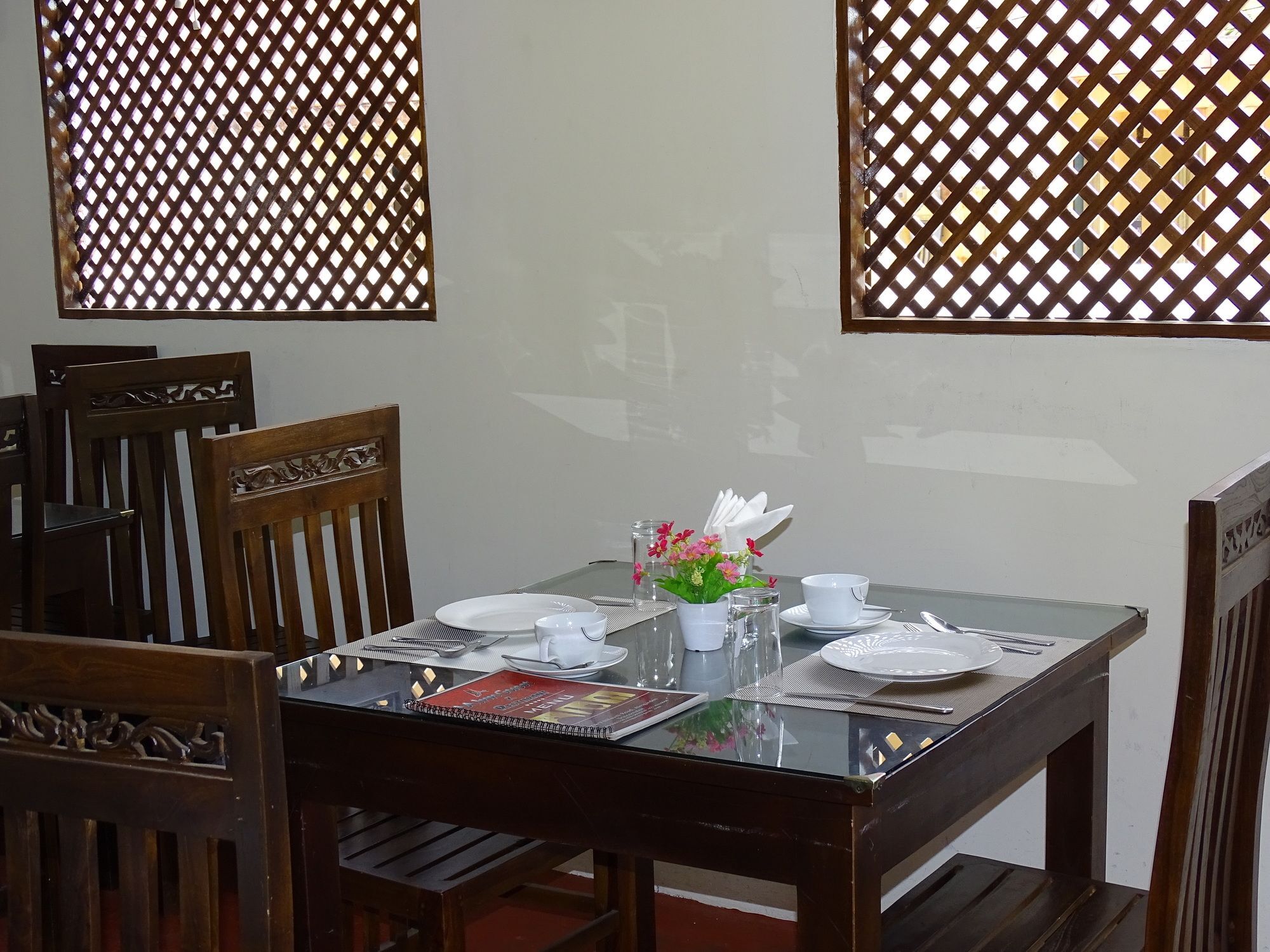 Aa Inn Trincomalee Exterior foto